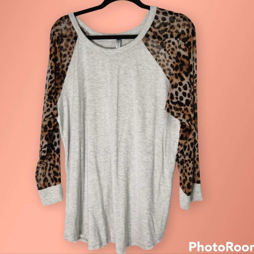 Acting Pro Heather grey tunic with sheer leopard print sleeves women's s…